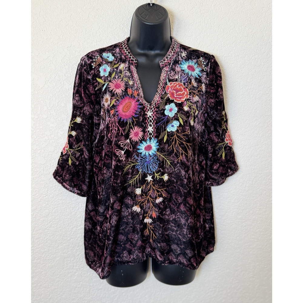 Johnny Was Ulla Silk Velvet Embroidered Blouse Floral Boho Snake Print Purple XS